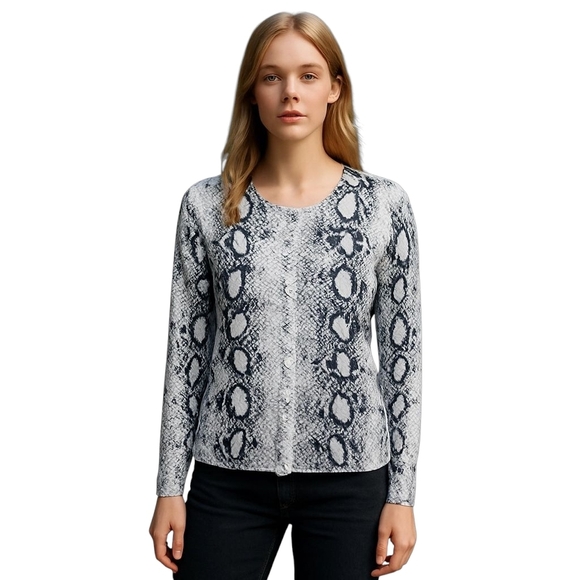 Ava Paige Womens NEW Sweater Cardigan Snake Print Size Large Black White Gray - Picture 1 of 8